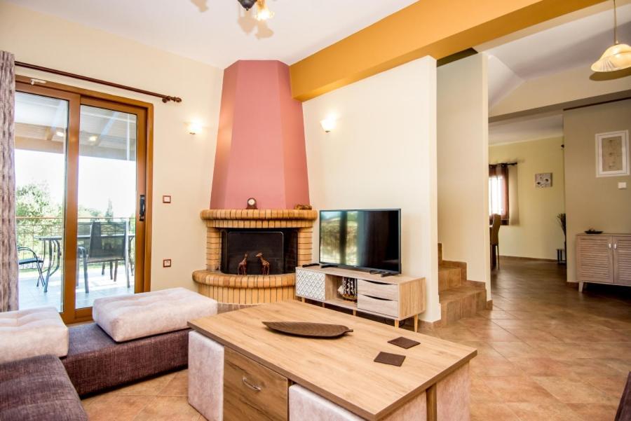 Villa Irida Afrato Εξωτερικό φωτογραφία